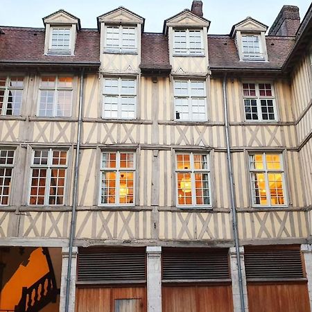 Ancien Hôtel Particulier - Pl du Vieux Marché 4 pers Rouen Extérieur photo